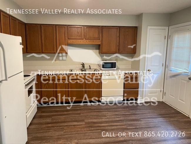 Photo - 800 Kirk Ave