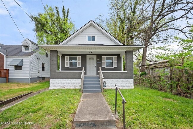 Building Photo - 343 S 42nd St