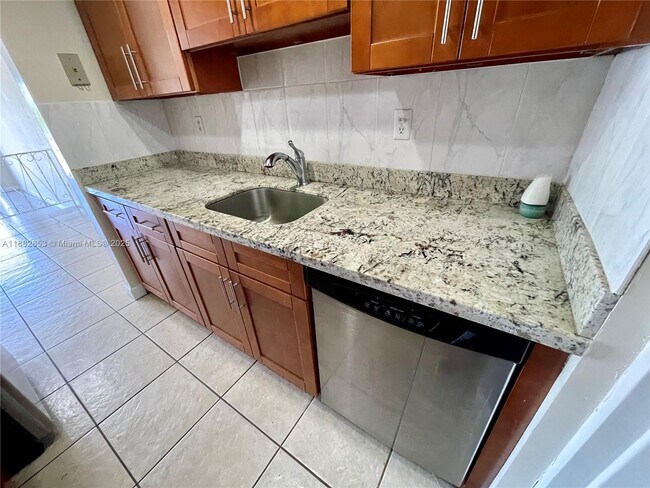Photo - 10900 SW 104th St Unit 308