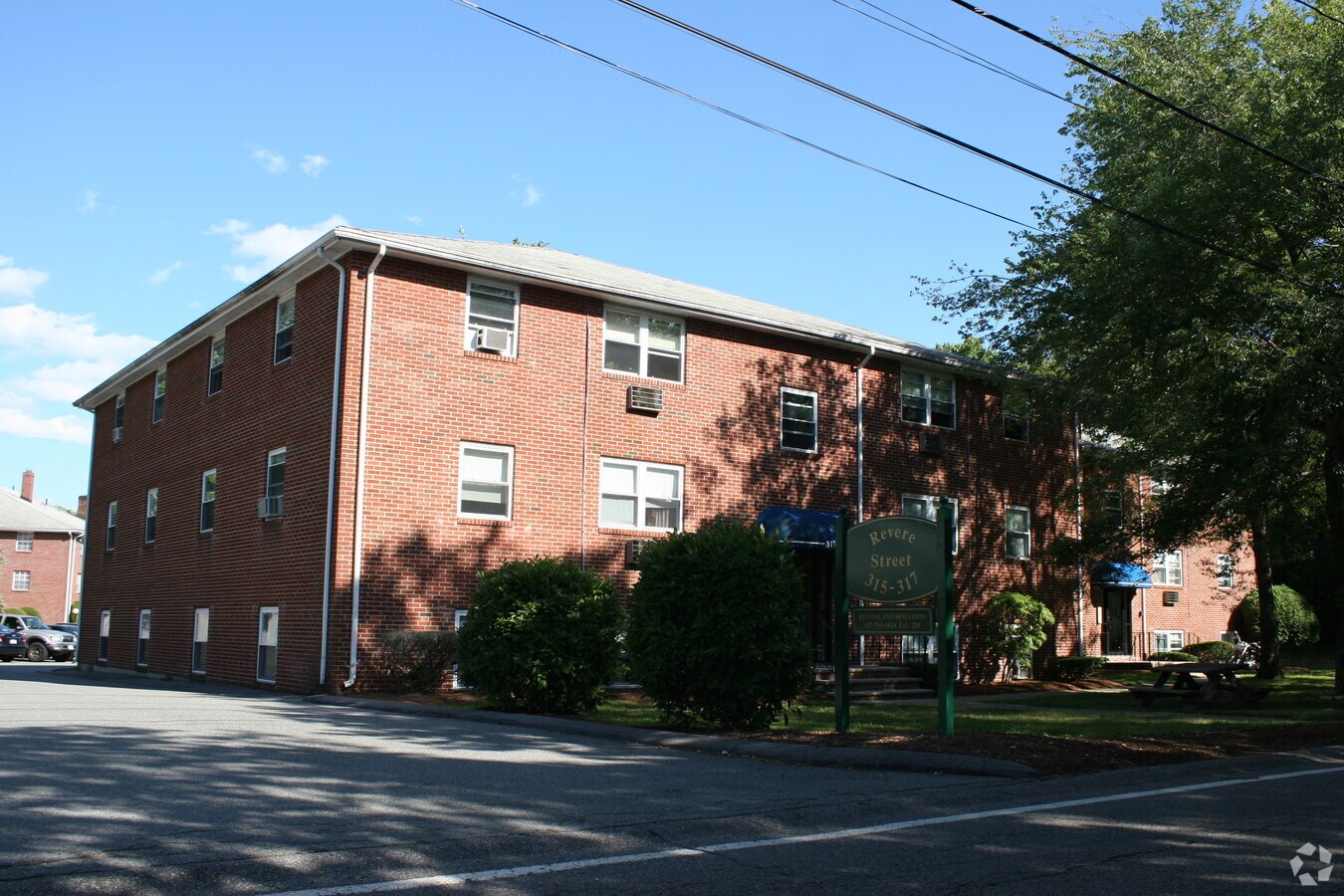 Photo - 315-317 Revere St