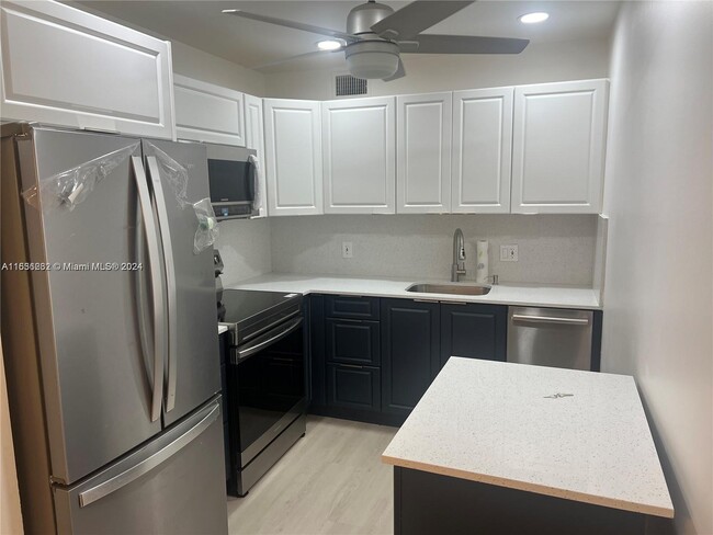 Photo - 850 SW 133rd Terrace Condominio Unidad 405B