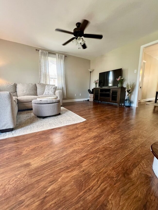 Photo - Gorgeous 3-Bedroom Home in Drexel Hill with Garage! Available mid-May!