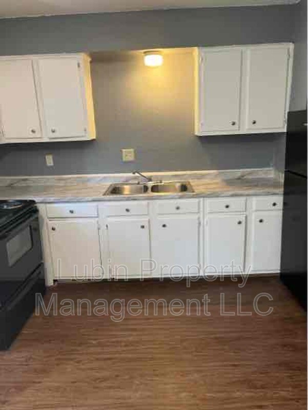 Photo - 2883 Coach Dr Unidad Apt 3