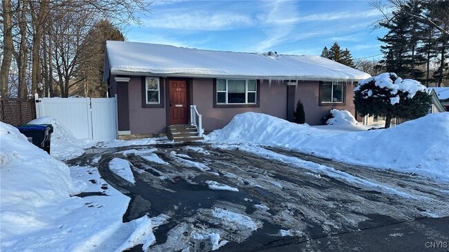 Building Photo - 80 Denton Ave