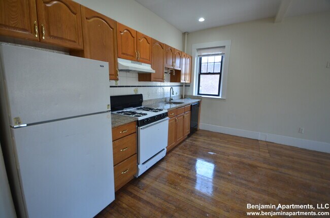 Photo - 1412 Commonwealth Avenue