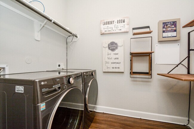 Photo - 2902 Tanager Trace