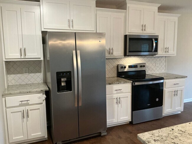 Photo - 804 Waldon Ct