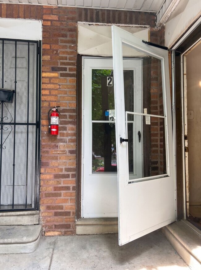 6724 Wyncote Ave Unit 2