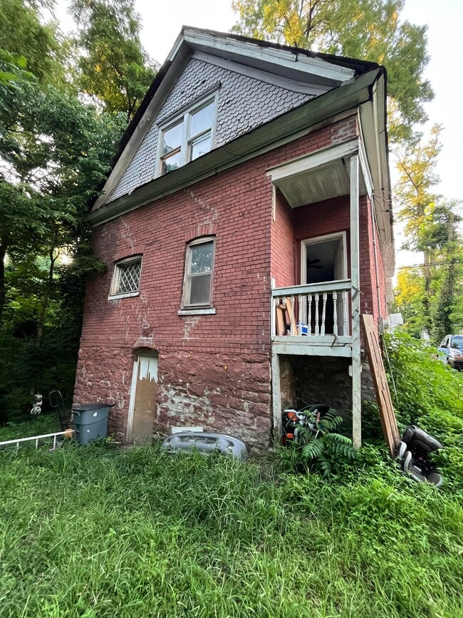 Photo - 913 Milnor St