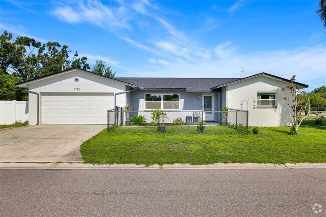 Building Photo - 3790 60th St N Rental