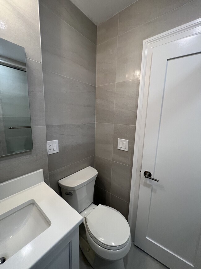 Photo - 35 Park St Unit 2