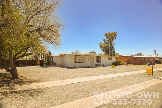 Photo - 941 S Baylor Dr