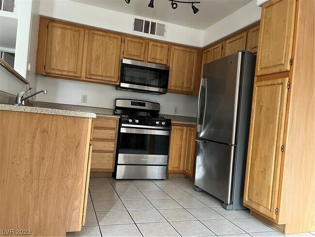 Photo - 5710 E Tropicana Ave Unidad 1139