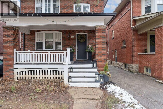 Photo - 145 Glengrove Ave W