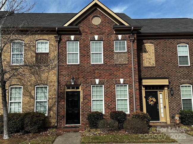 Photo - 15808 Sharon Dale Dr