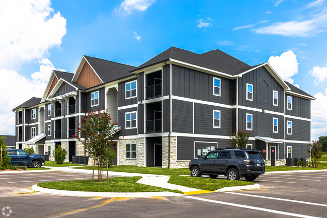 Building Facade - Solstice Apartments