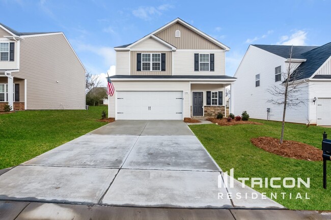 Photo - 1361 Waylon Ave House