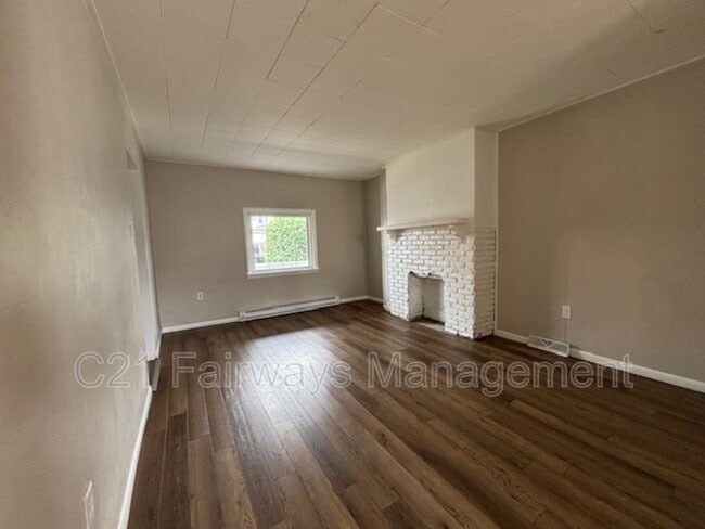 Photo - 634 Sixth Street