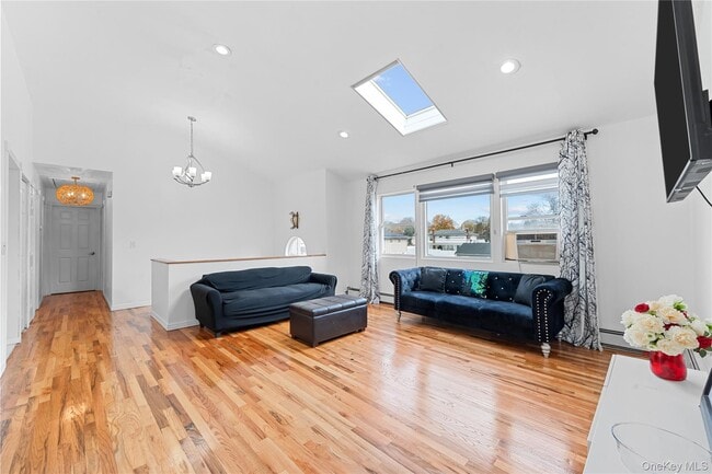 Photo - 46 Crown St Unit 1