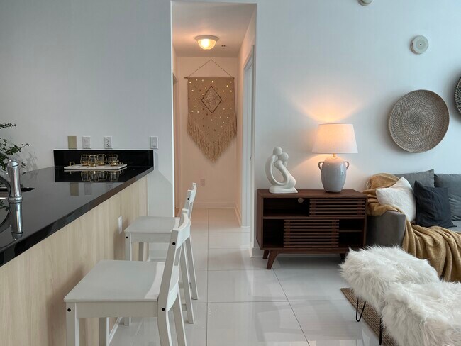 Photo - 79 SW 12th St Unit 2915