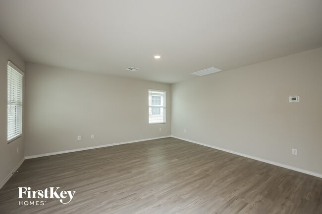 Photo - 10803 Prusiner Dr