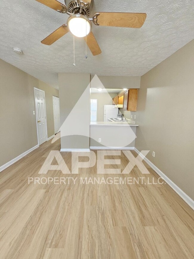 Photo - Nice 2 Bd | 1.5 Ba Townhouse in West Knox ... Unit 1803