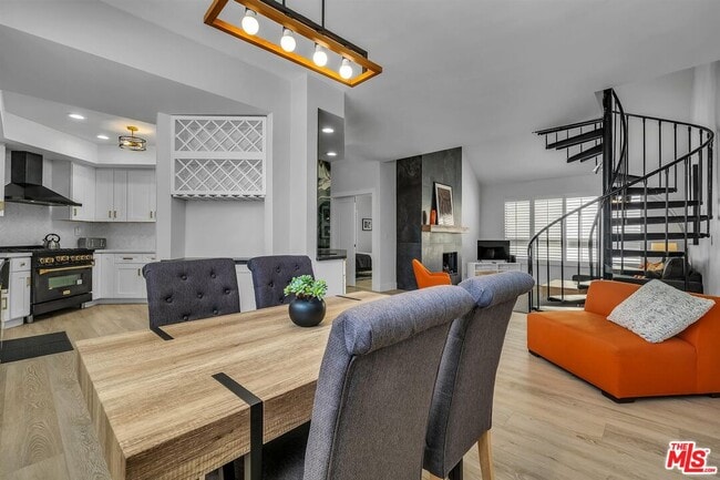 Photo - 1412 N Crescent Heights Blvd Unit 203