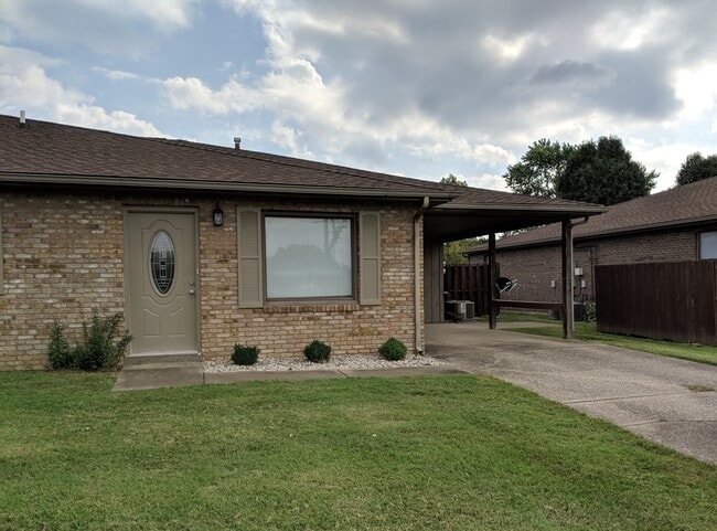 Photo - Oxford Place Apartments