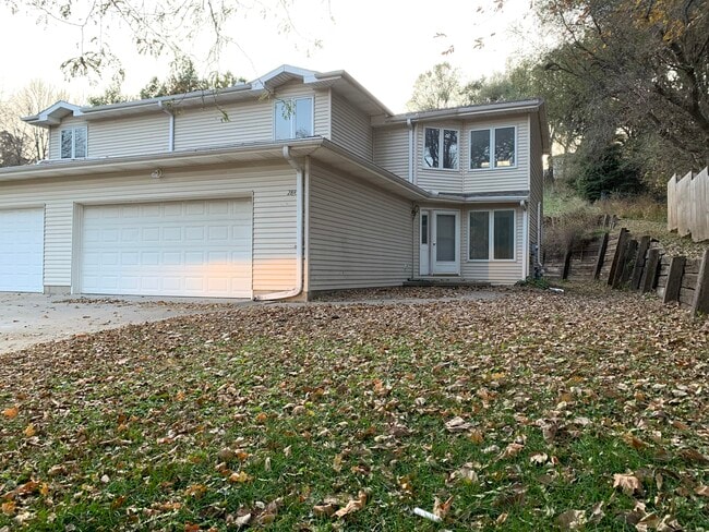 Recently Renovated Morningside Townhouse - 2845 S Saint Marys St