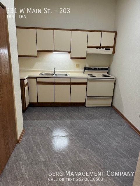 Photo - 331 W Main St Apartment Unit 203