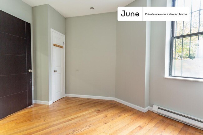 Photo - Room in Shared 4 bed/1.5 bath home Unit C