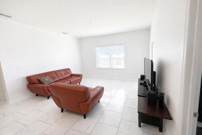 Photo - 1003 Mystery Cir