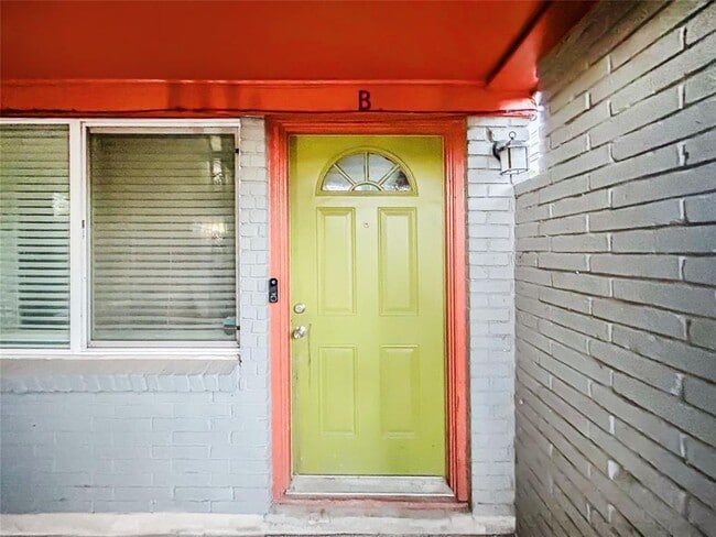 Photo - 2309 Alta Vista Ave