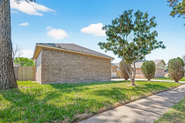Photo - 16611 Moary Firth Dr