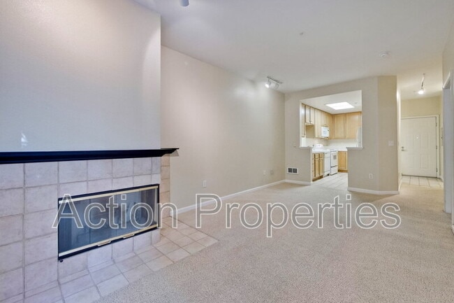 Photo - 2160 Santa Cruz Ave Unit #10