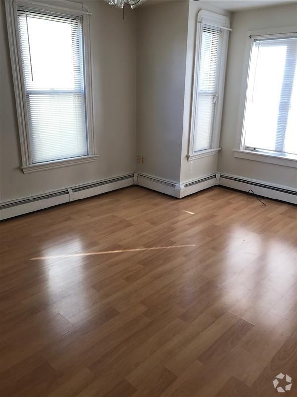 Building Photo - 75 Gilman St Unit #1 Rental
