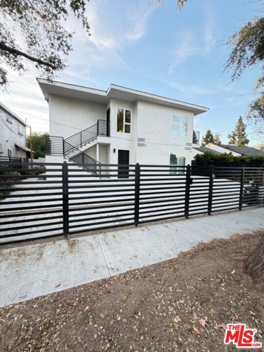 5191 Lindley Ave