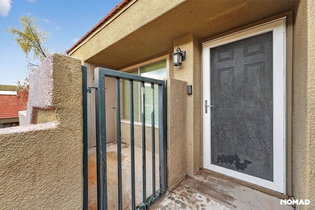Photo - 1432 W Emerald Ave