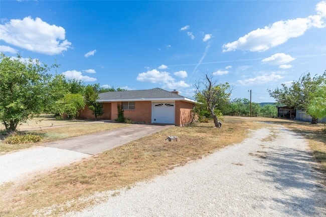109 Clark Rd