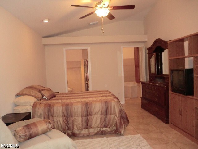 Photo - 1000 SW 37th St