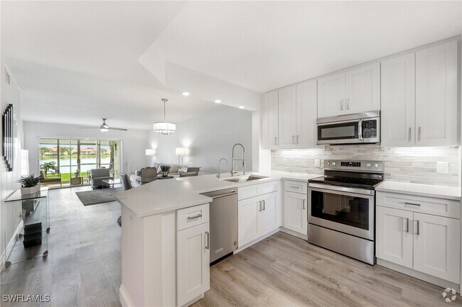 Building Photo - 7848 Emerald Cir Unit J101 Rental