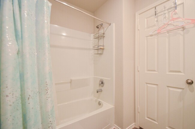 Photo - 2250 Yelverton Ter Trl