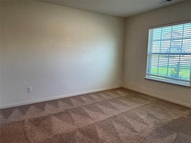 Photo - 313 Cres Park Dr