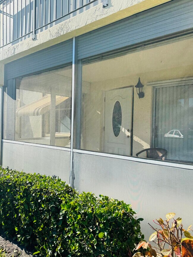 Photo - 3491 La Jardin Ct