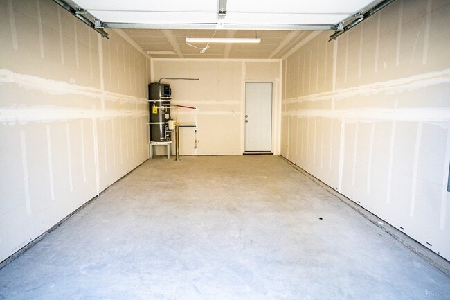 Photo - Large Duplex in a Quiet Location!