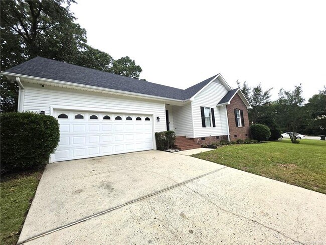 Photo - 910 Foxhunt Ln