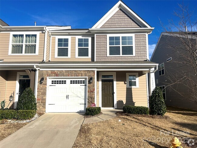 Building Photo - 13259 Savannah Point Dr Rental