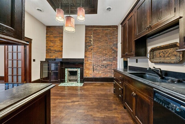 Photo - 109 Cedar St