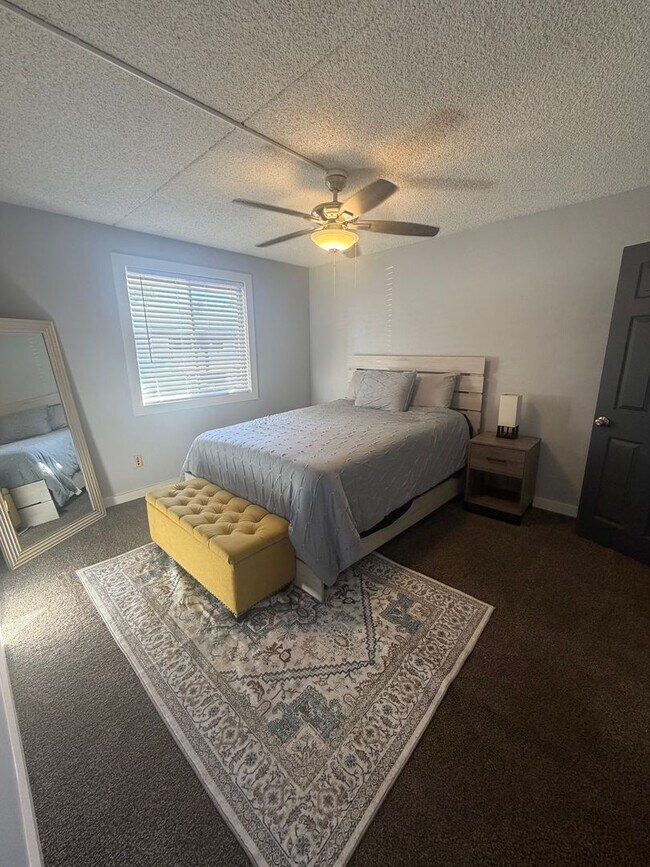Waters Edge Apartments