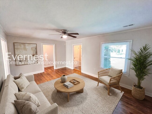 Photo - 511 4th Ave